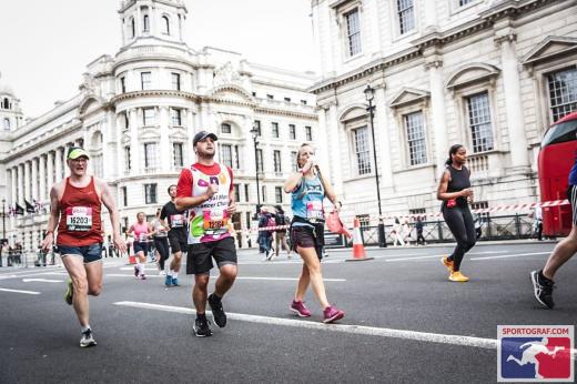 Supporter Paul runs down the Strand at the Vitality 10K 