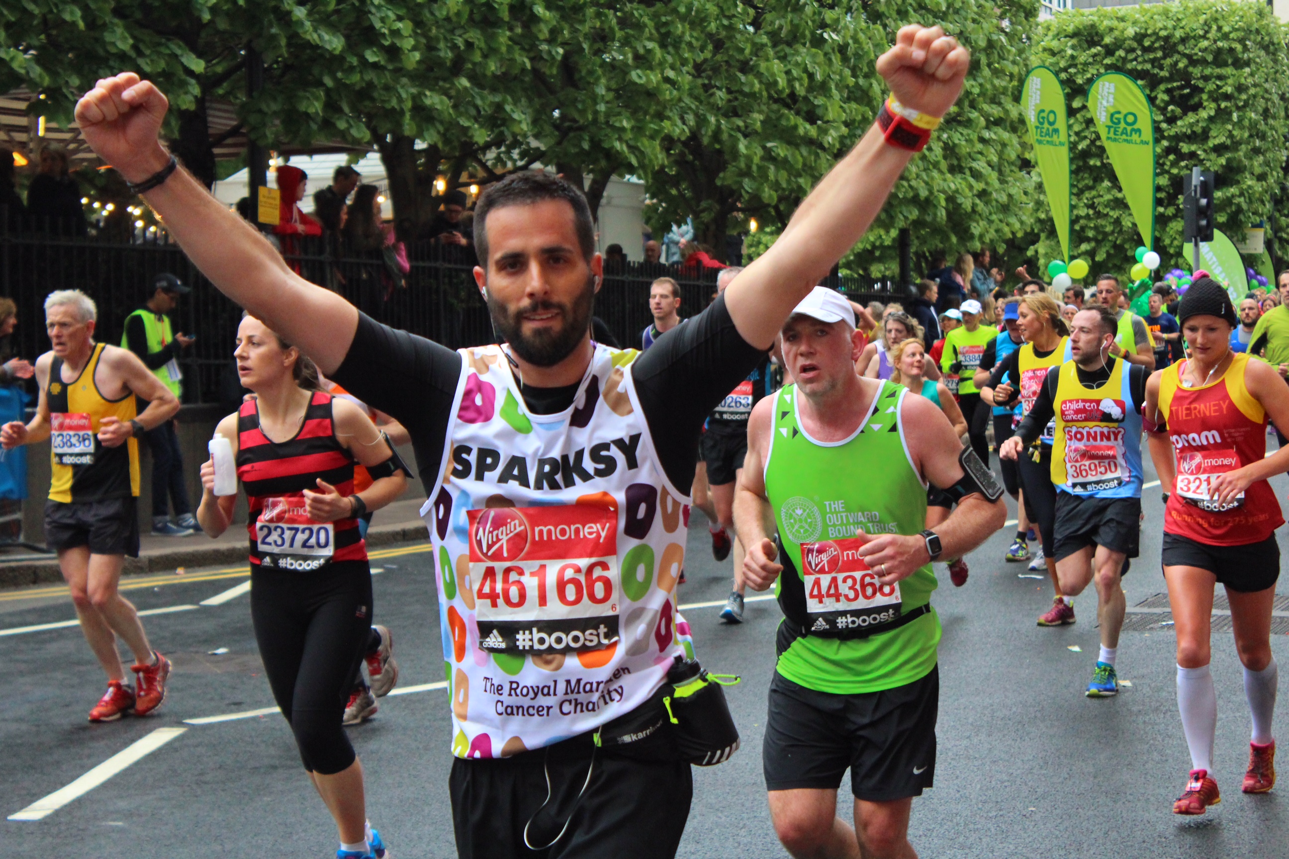 Sparksy - a runner in the London Marathon