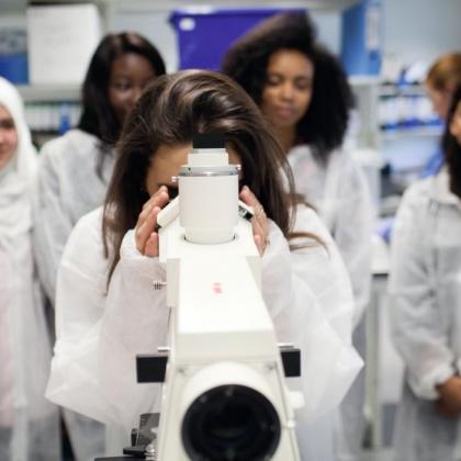Biomedical Research Centre & NIHR Centre for Molecular Pathology Sixth-form students school tour