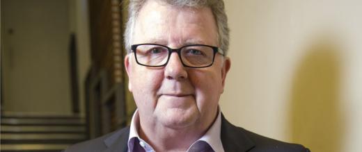 Steve Hewlett